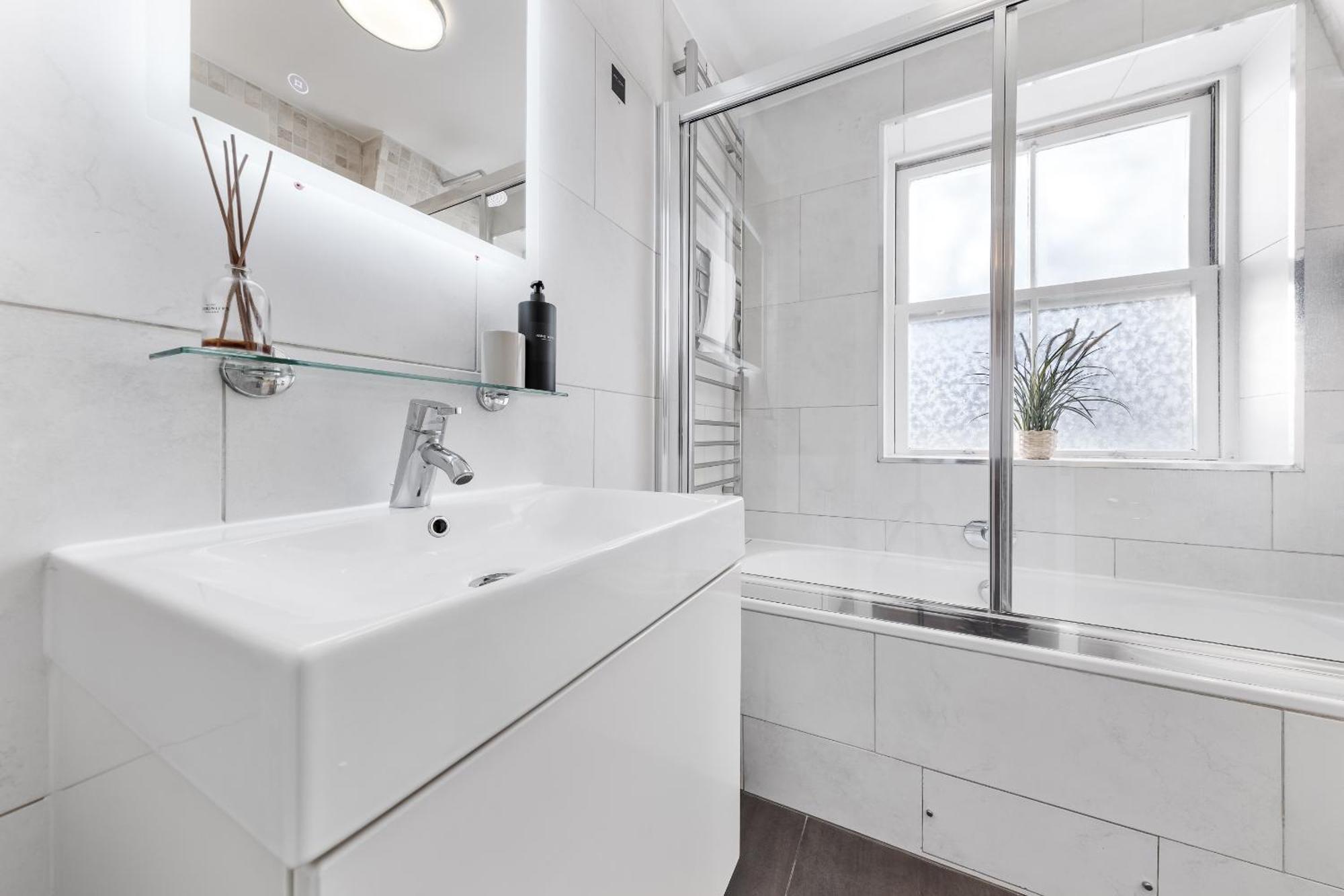 Charming Apartment By Hyde Park London Exterior foto